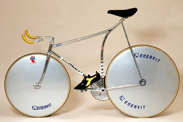 Bicicleta usada por Francesco Moser en su Récord de la Hora de 1984